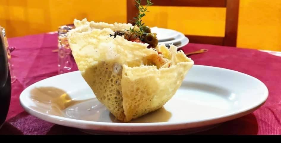 Tratalias Agriturismo Santa Lucia מראה חיצוני תמונה