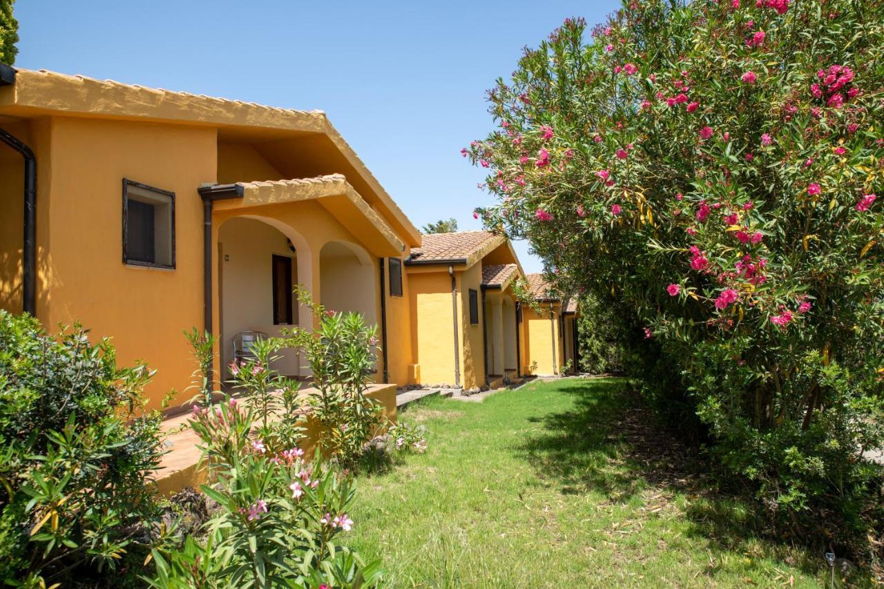 Tratalias Agriturismo Santa Lucia מראה חיצוני תמונה