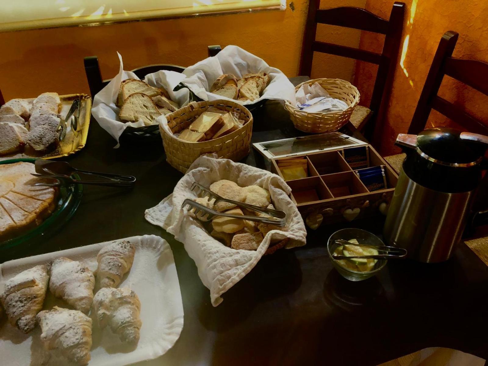 Tratalias Agriturismo Santa Lucia מראה חיצוני תמונה